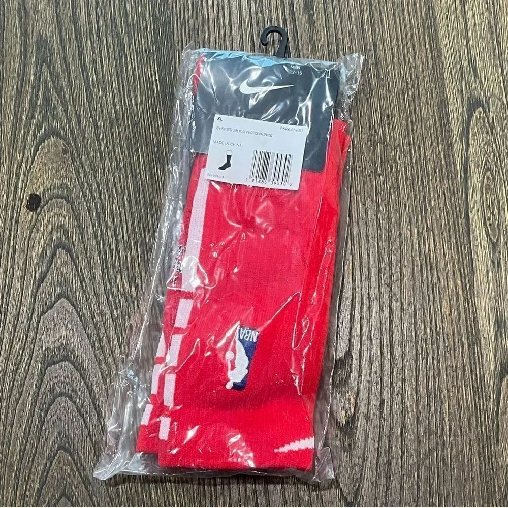 NWT Nike Mens EliteโNBA Grip Power Basketball Mid-Calf Socks Red Size XL